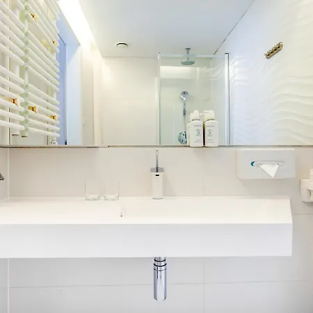 Ultra Marine By Zdrojowa