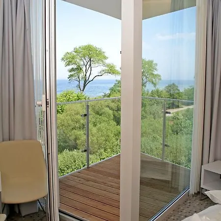 Resort Ultra Marine By Zdrojowa 5*